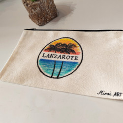 Bolsa de Tela Pintada a Mano – Atardecer en Lanzarote, Perfecta como Estuche o Neceser